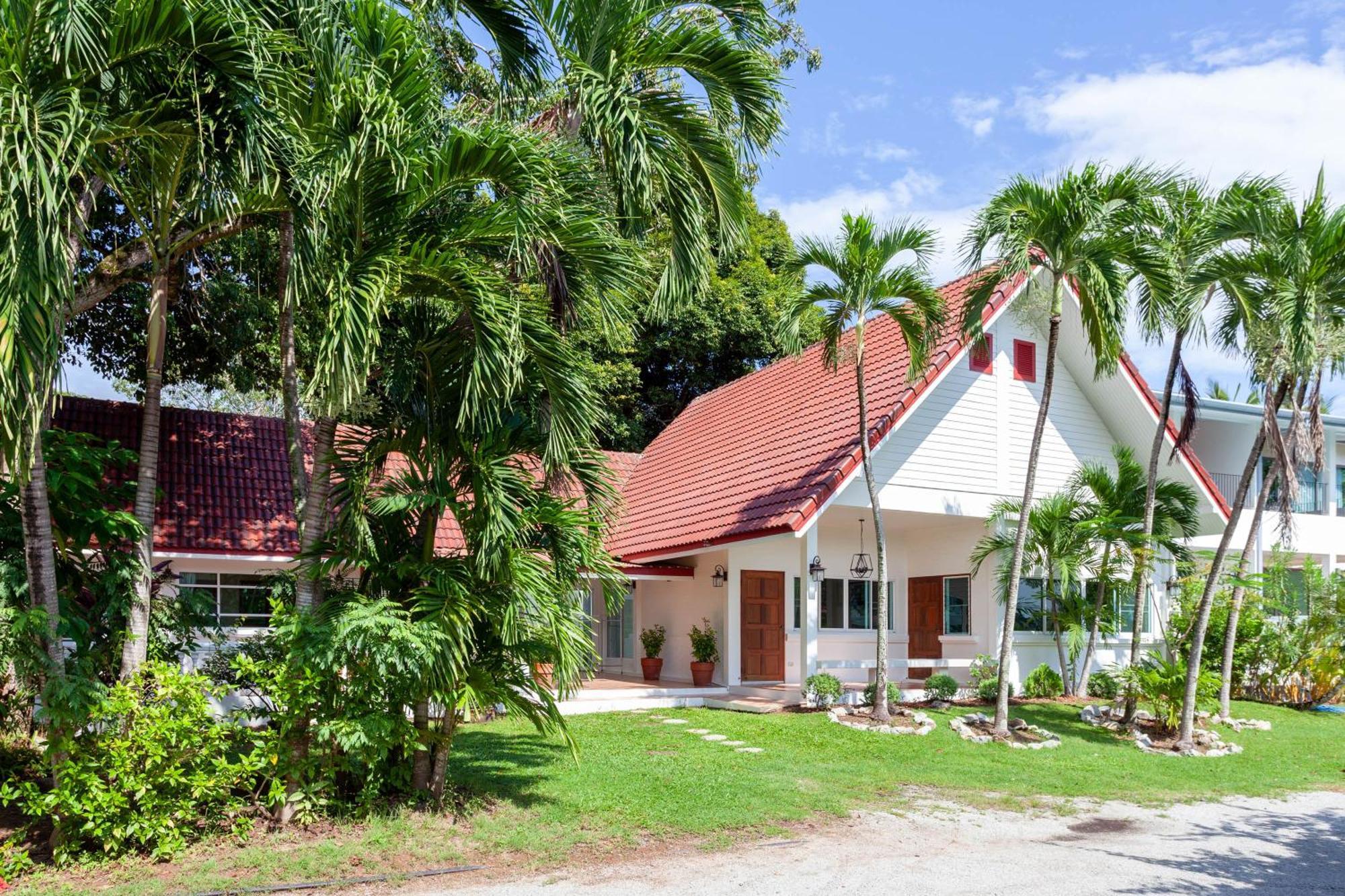 Fisherman Way Beach Villa Rawai Стая снимка